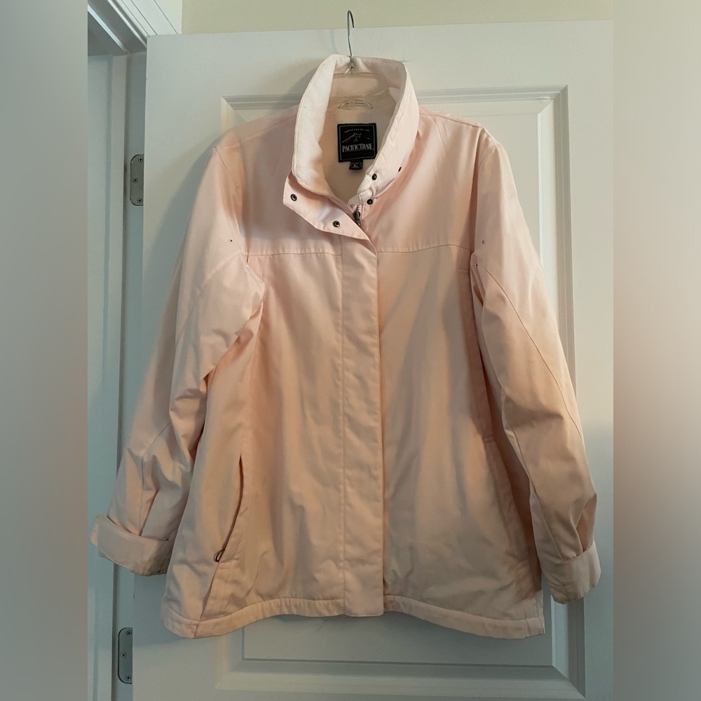 Women’s Large Light Pink Pacific Trail Jacket